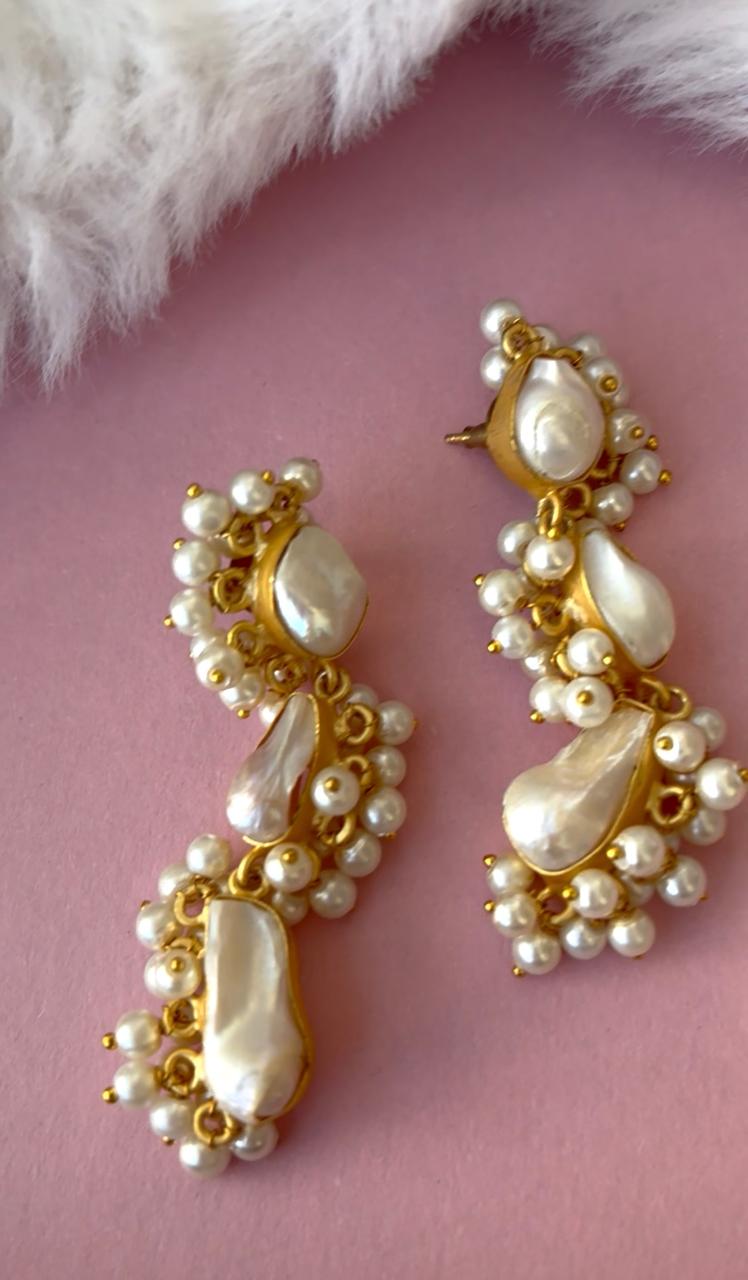 Gold sea Pearl hangings