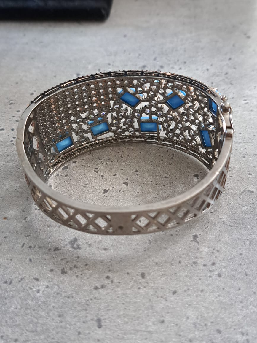 Victoria polish turquoise bracelet(kada).