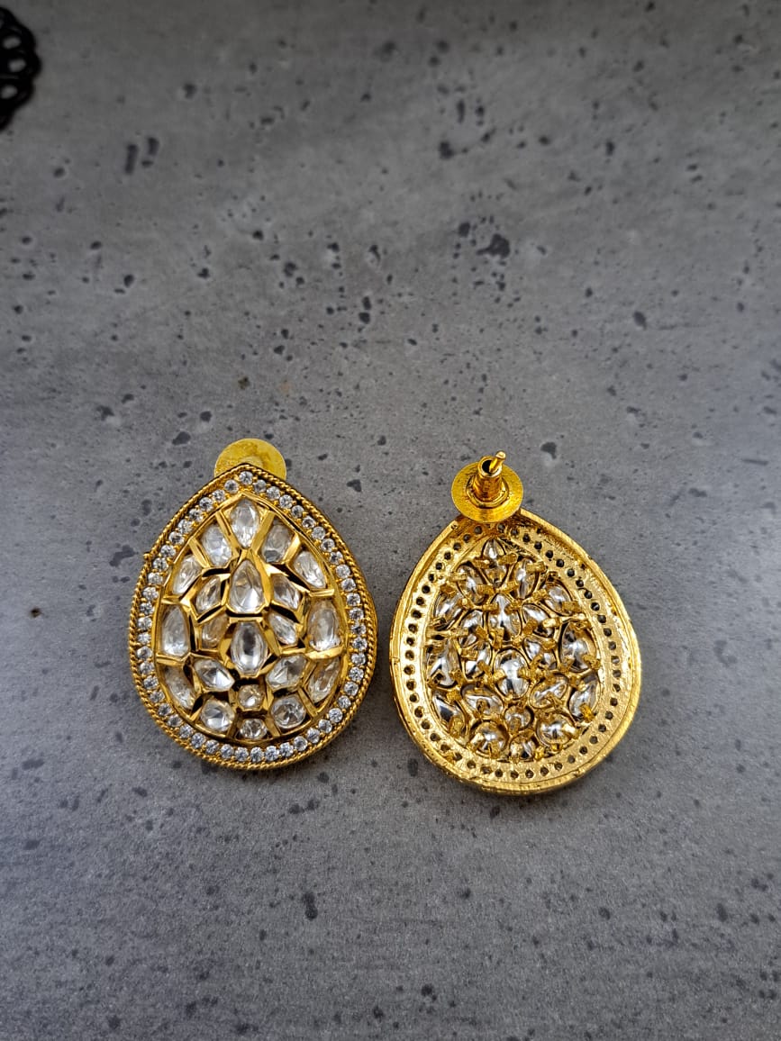 Semi-precious pukhraj stone studs