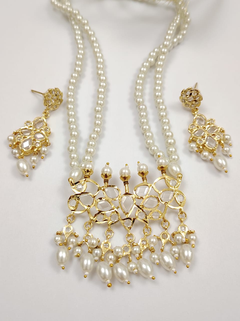 Hyderabadi tirmani pearl set with white stones