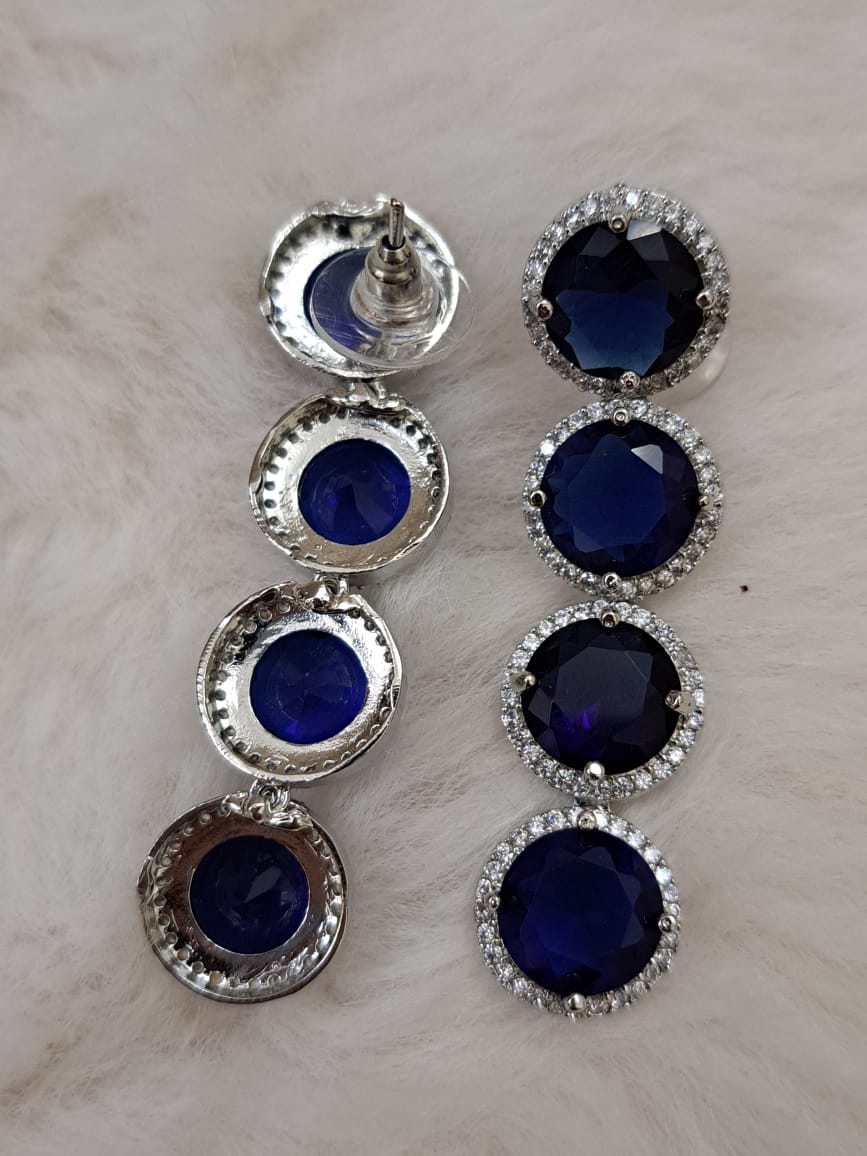 Gorgeous royal blue cubic zircon and american diamonds set