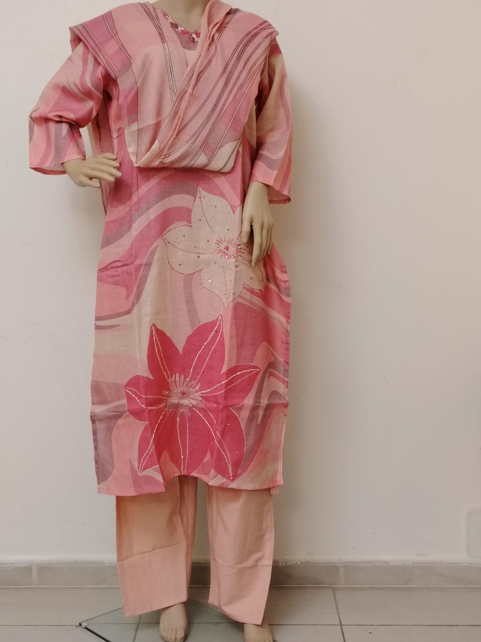 Jute cotton placement print salwar kameez