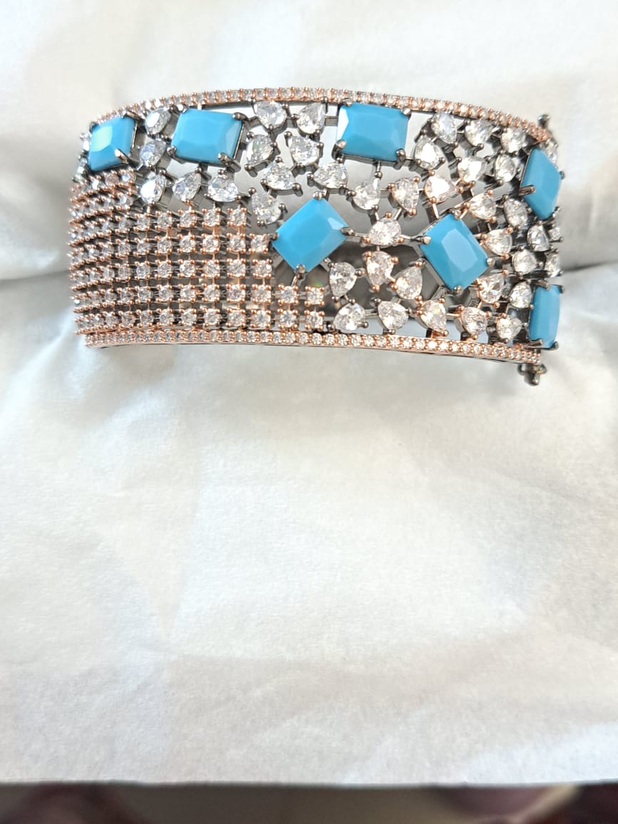 Victoria polish turquoise bracelet