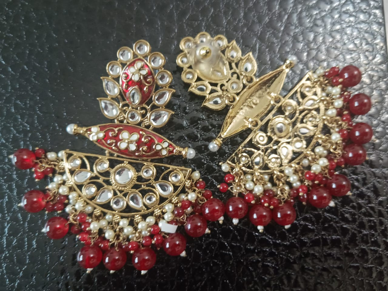 kundan meenakari half chand bali in maroon color