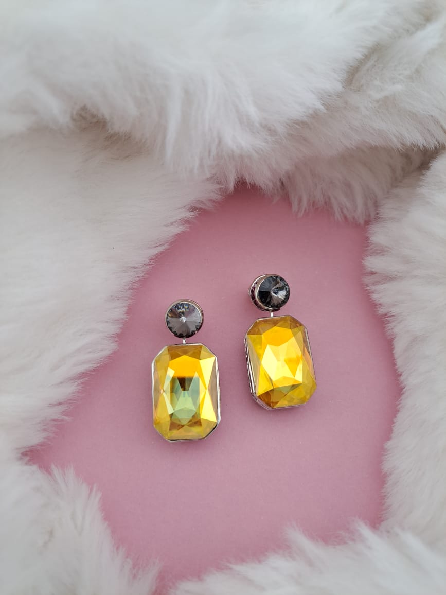 Swarovski crystal two sided earring