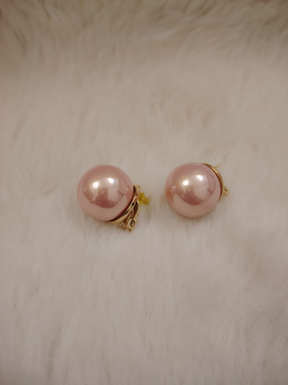 Oversized fresh water pearl studs in pink