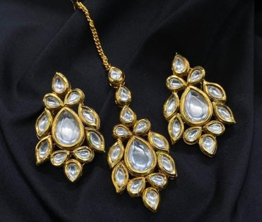 kundan earrings with tika