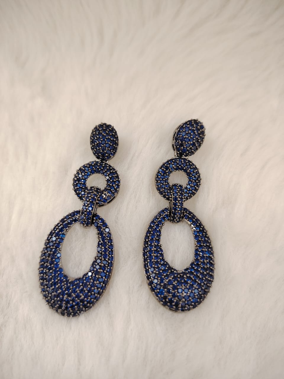 Oxidised nano blue american diamond dangler