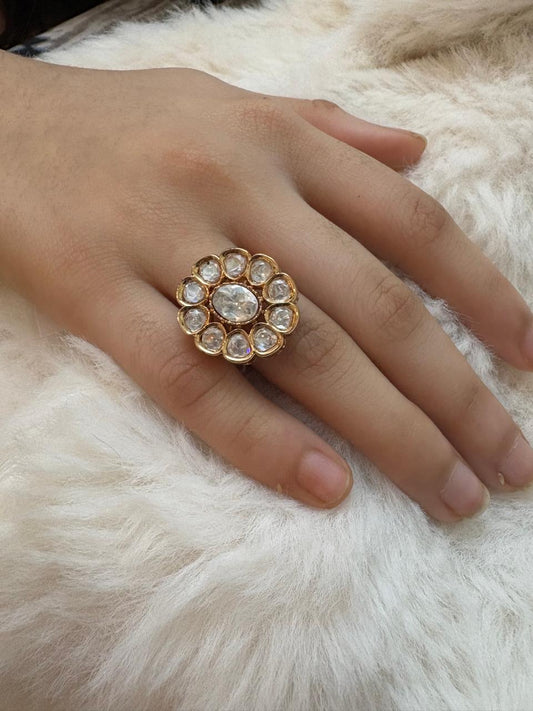 kundan flower shaped finger ring
