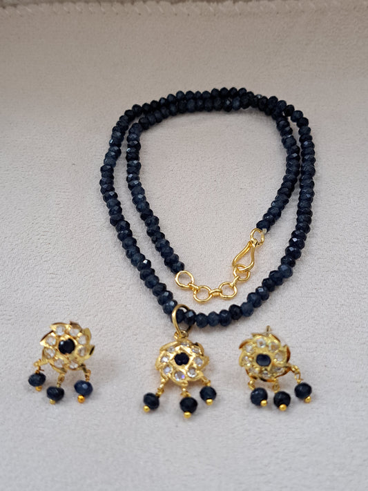 Real onyx beads set with blue sapphire and polki kundans