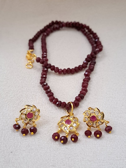 Real onyx beads with ruby and polki kundans