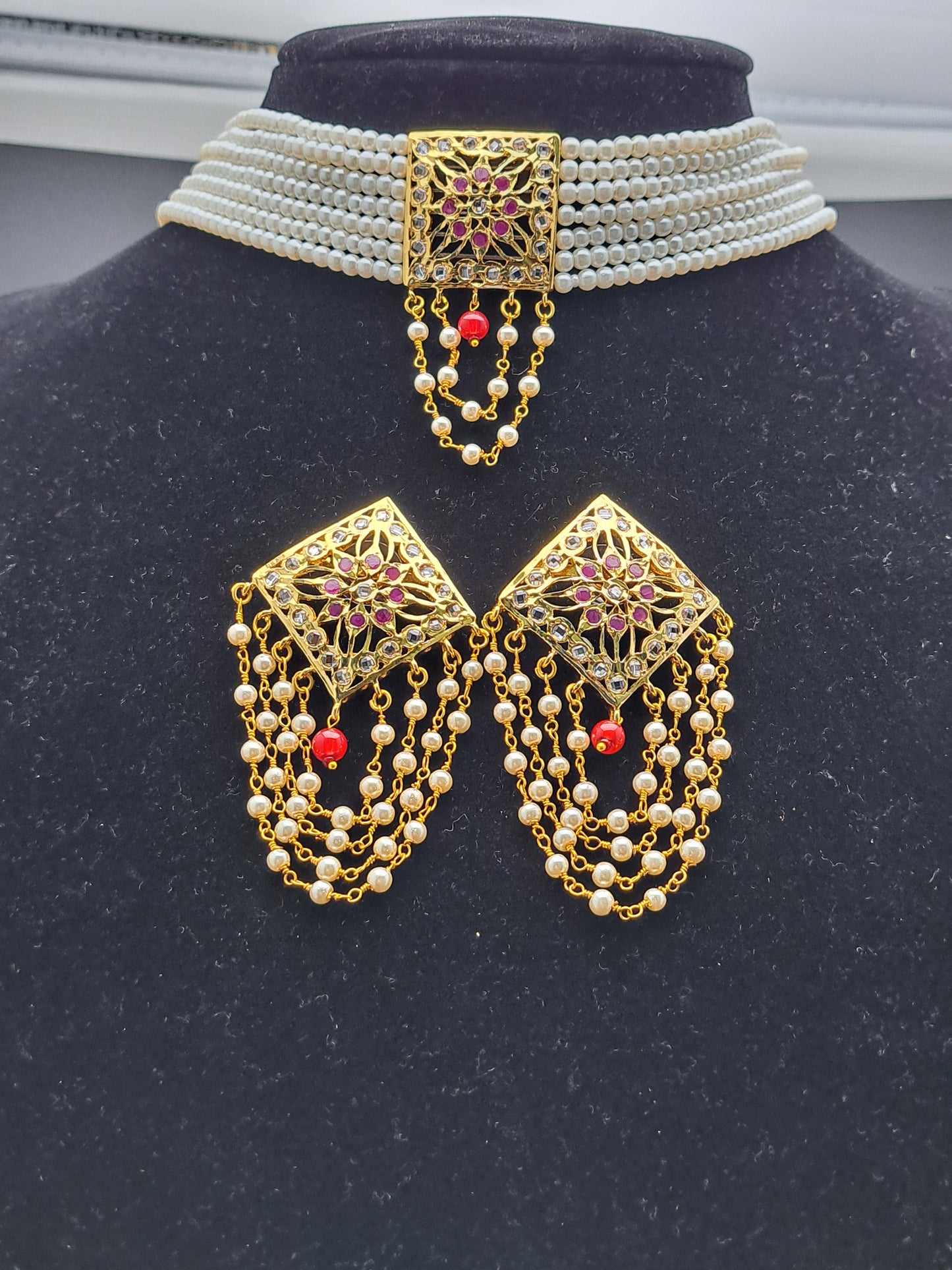Hyderabadi pearl neckfit choker with pearl chain drops