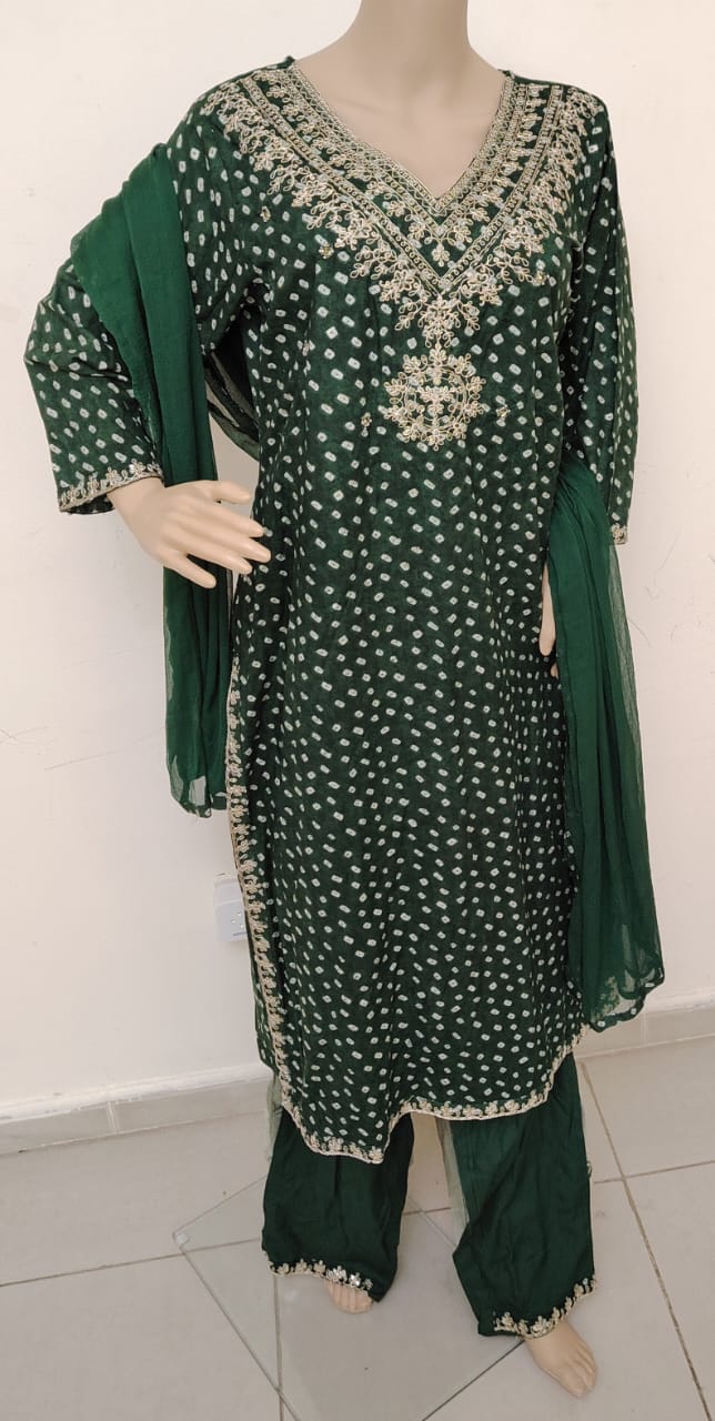 Bandhni print salwar kameez with dupatta 